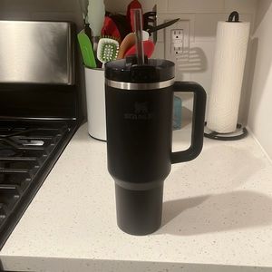 40oz black Stanley cup
